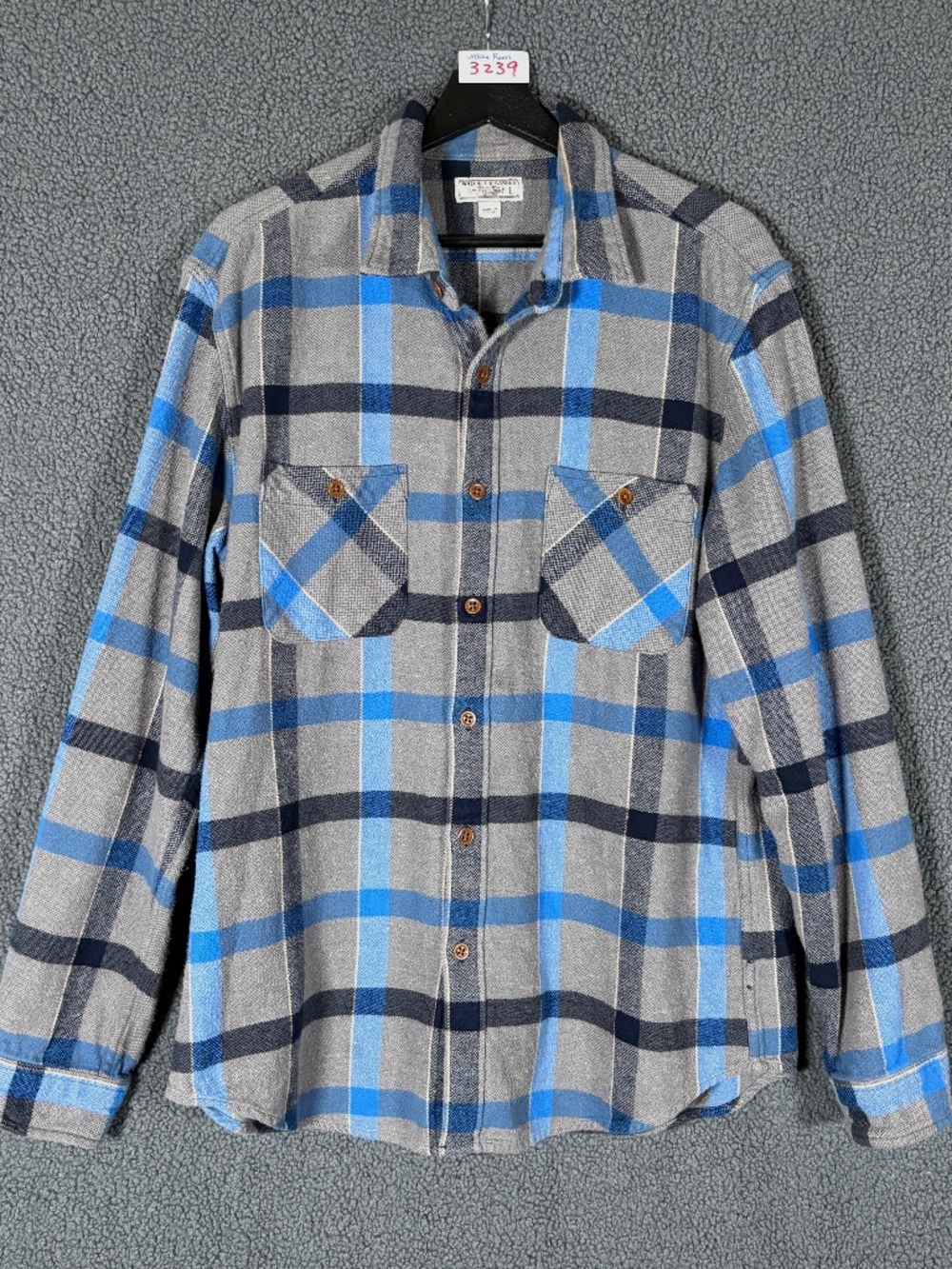 Wallace & Barnes Cotton Flannel Plaid Button Up Shirt - Men's Size L - Gray Blue